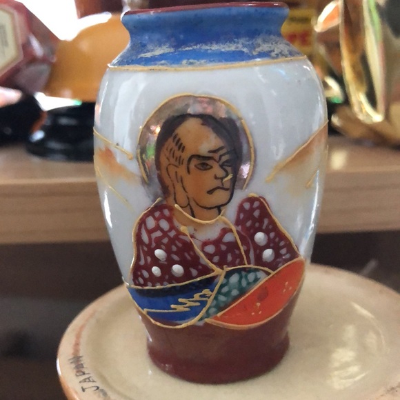 Accents Vintage Mini Vase Made In Occupied Japan Hand Painted Moriage